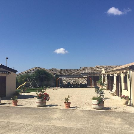 Вілла Oasi Di Cava Ispica Pietre Nere San Zagaria Екстер'єр фото