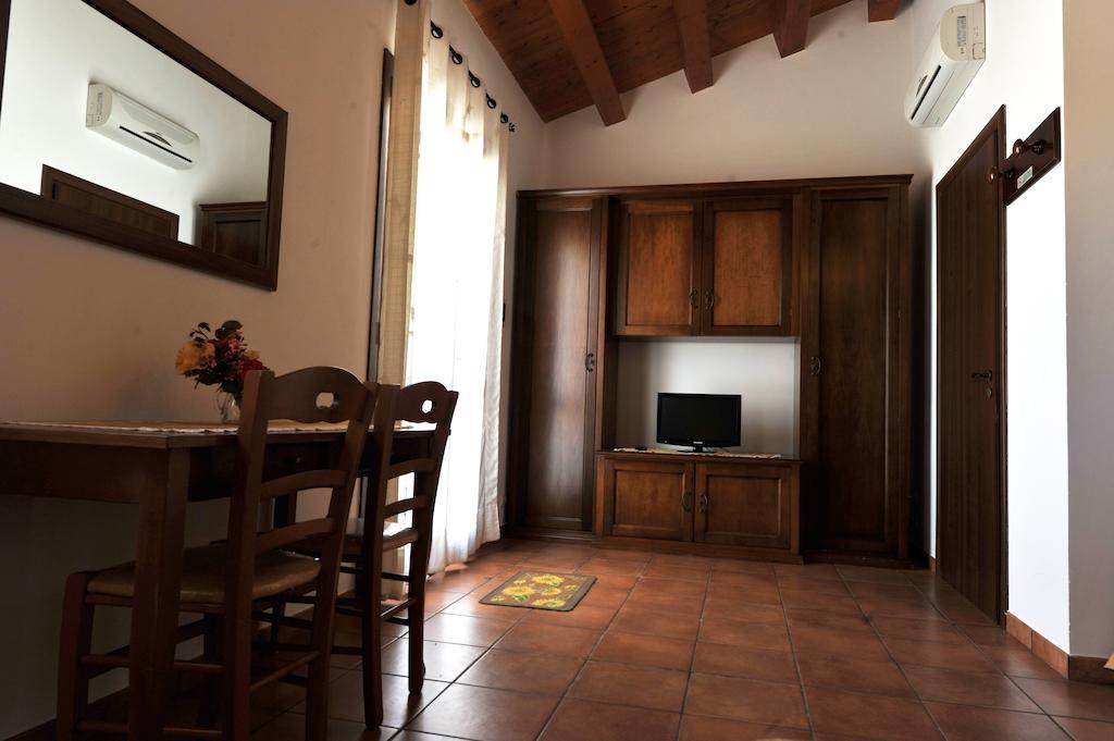 Вілла Oasi Di Cava Ispica Pietre Nere San Zagaria Номер фото