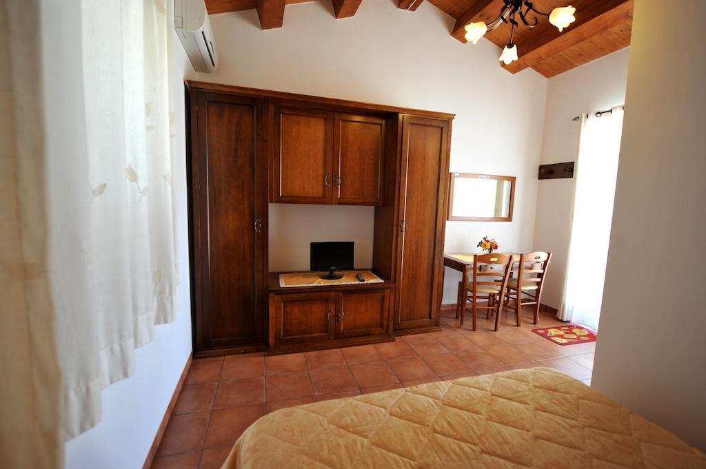 Вілла Oasi Di Cava Ispica Pietre Nere San Zagaria Номер фото